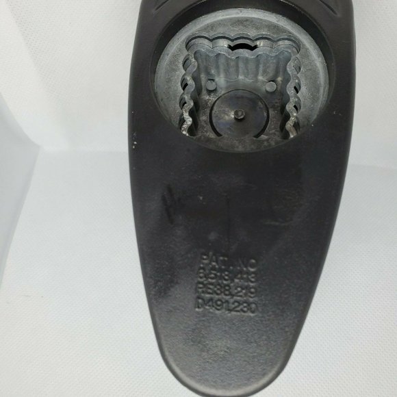 Ek Success Whale Tale Scallop Square Shape Black 1 1/2" Paper Punch Arts Crafts - Picture 4 of 11